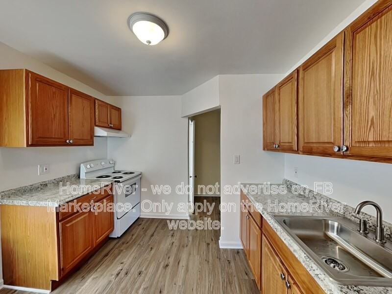 289 Hilton Ave - Photo 7 of 40