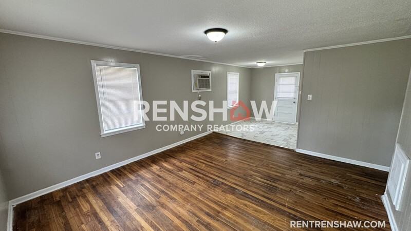 249 Navy Dr - Photo 2 of 14