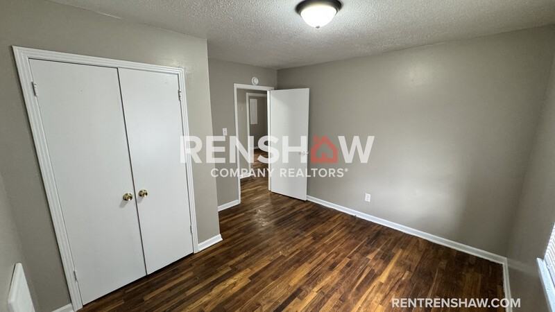 249 Navy Dr - Photo 7 of 14