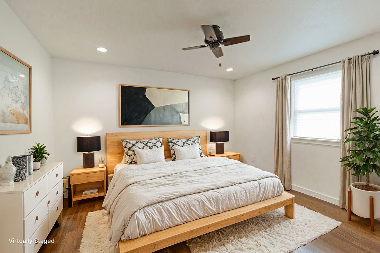 400 W Poplar St - Photo 2 of 25