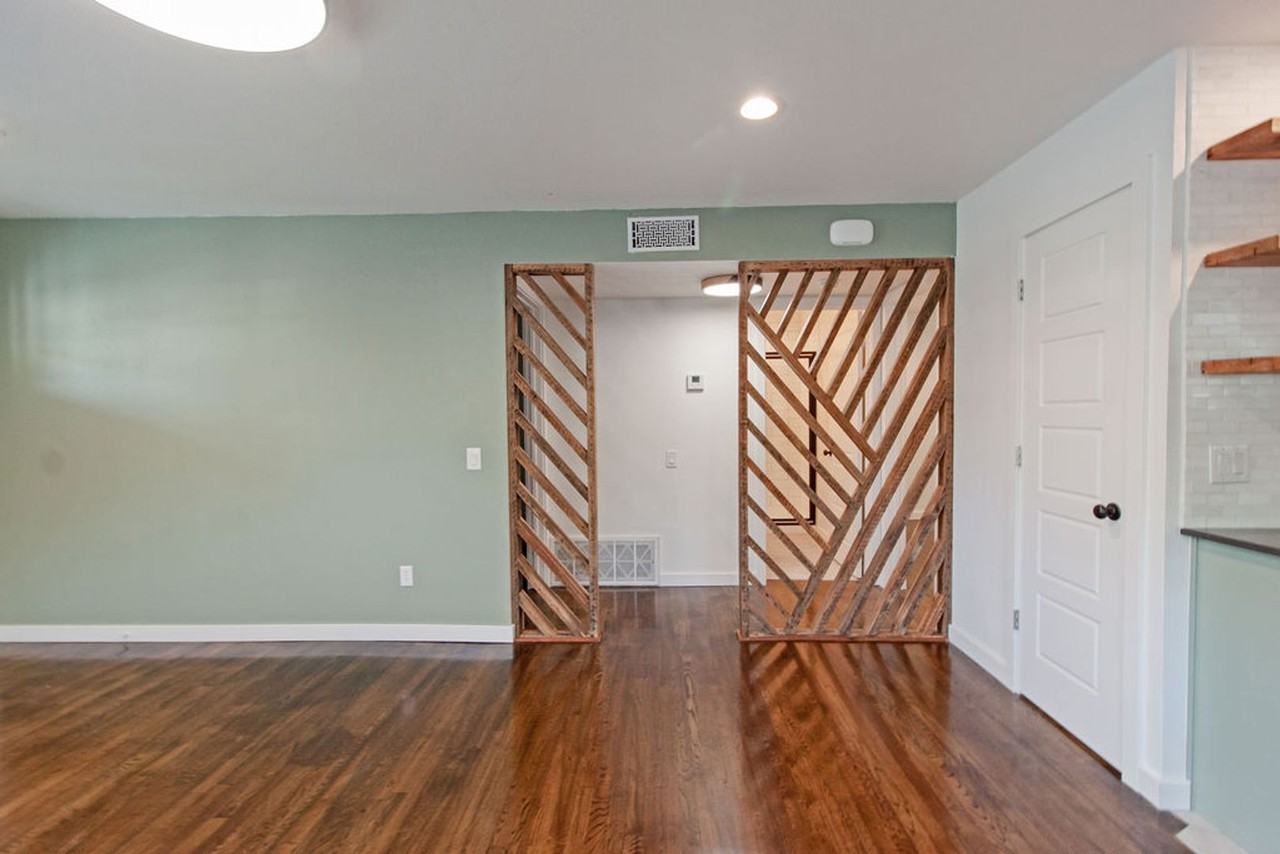 400 W Poplar St - Photo 6 of 25