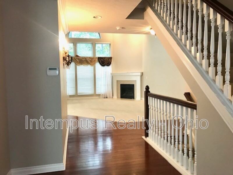 6346 Grassmere Dr - Photo 4 of 50