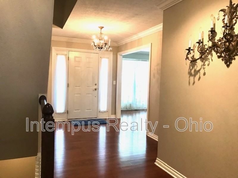 6346 Grassmere Dr - Photo 6 of 50