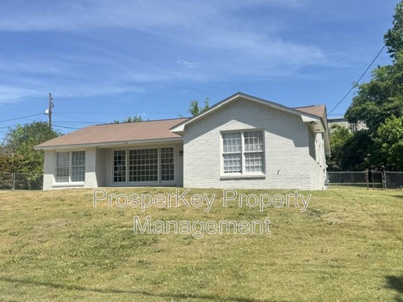 210 Playa Delray Dr - Photo 3 of 18