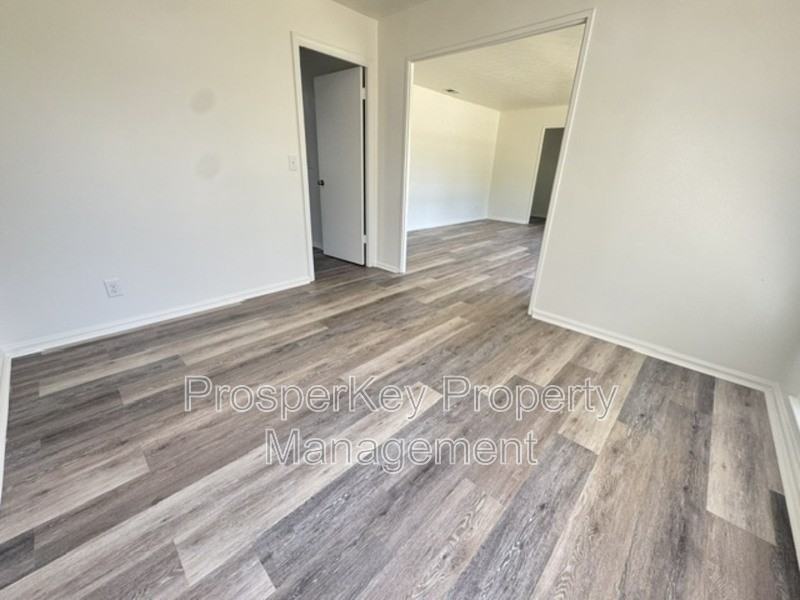 210 Playa Delray Dr - Photo 6 of 18