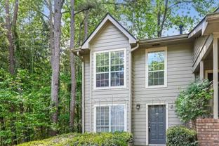 201 Lenox Way Ne - Photo 1 of 1