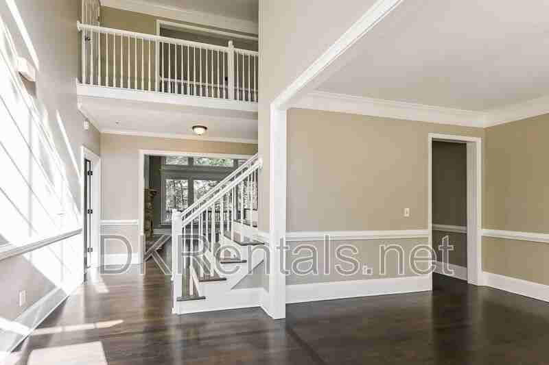 1133 Hopedale Ln - Photo 3 of 25