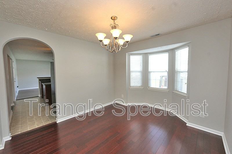 1909 Raj Dr - Photo 6 of 17