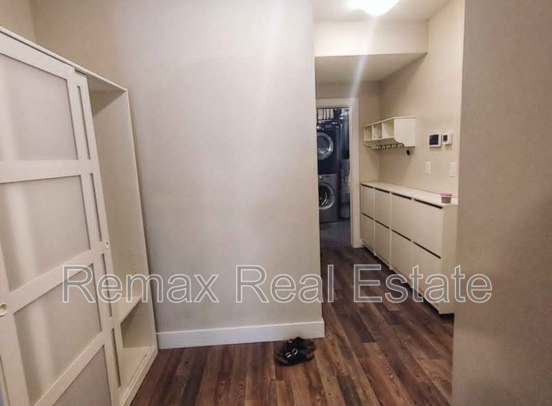 10725 96 St Nw #BS - Photo 5 of 15