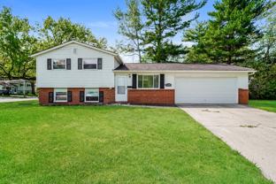 5395 Mountville Ave - Photo 1 of 1