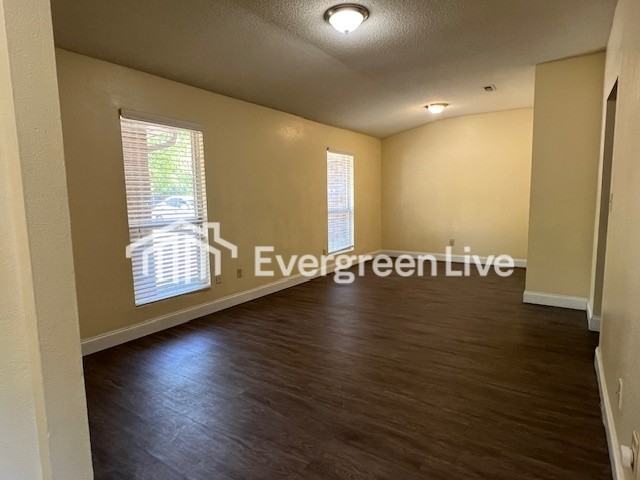 103 Swing Ct - Photo 4 of 24