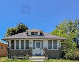 featured image of 704 Illinois St