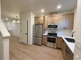 NEW CONSTRUCTION 2BD/2.5B End - Photo 1 of 1