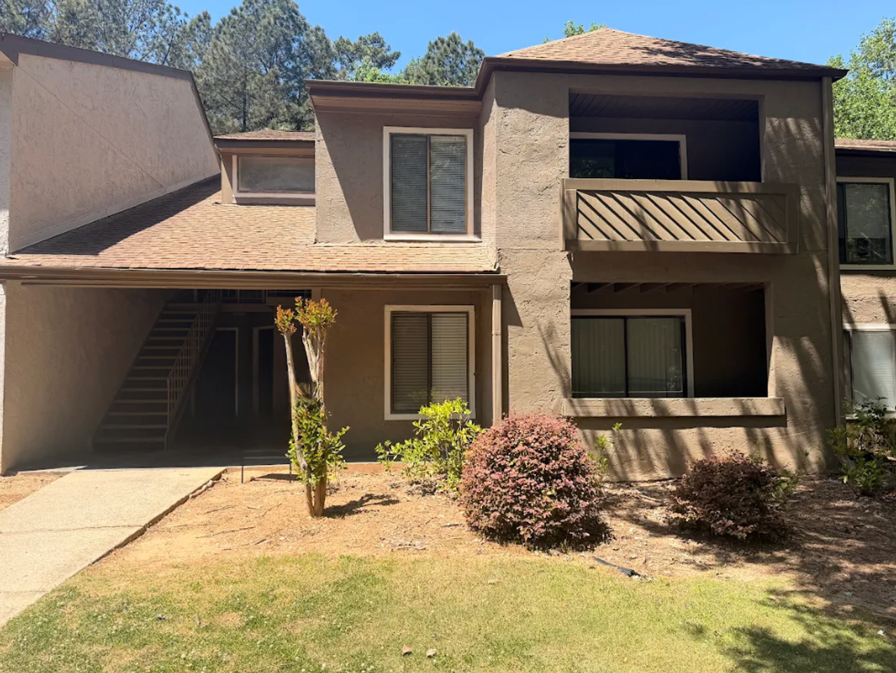 225 Seasons Pkwy