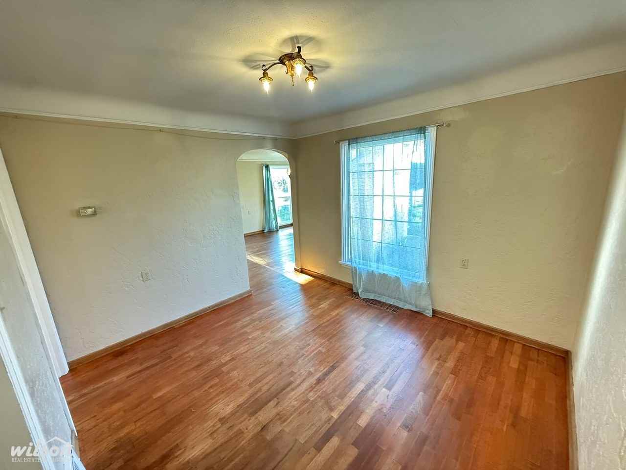 3401 W Yakima Ave - Photo 4 of 14