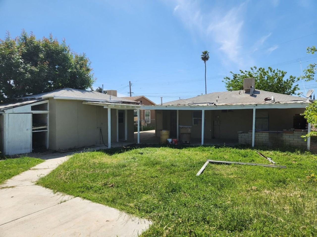 2510 S P St - Photo 3 of 13