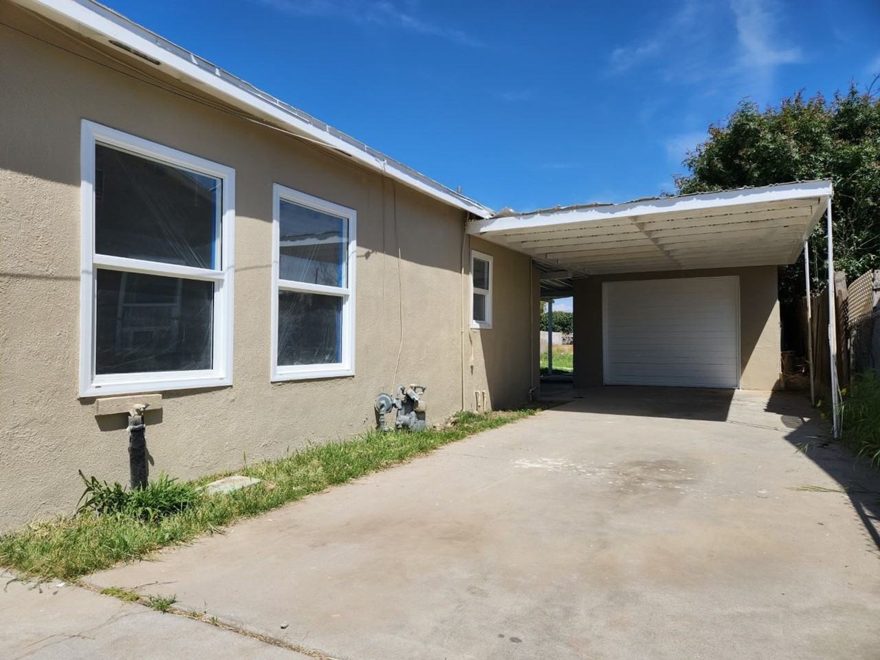 2510 S P St - Photo 2 of 13