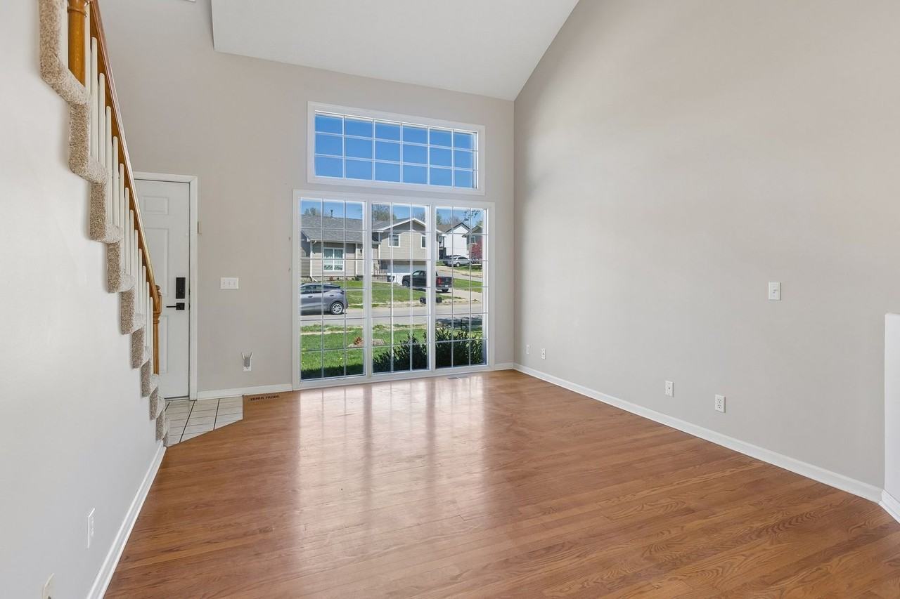 6108 N 80th St - Photo 4 of 24