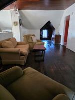 featured image of 343 Pine St