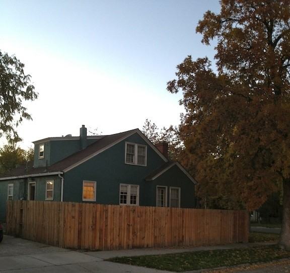 302 Miles Ave - Photo 4 of 34