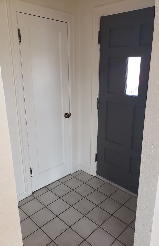 302 Miles Ave - Photo 7 of 34