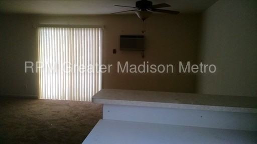 280 Lucerne Ct - Photo 3 of 11