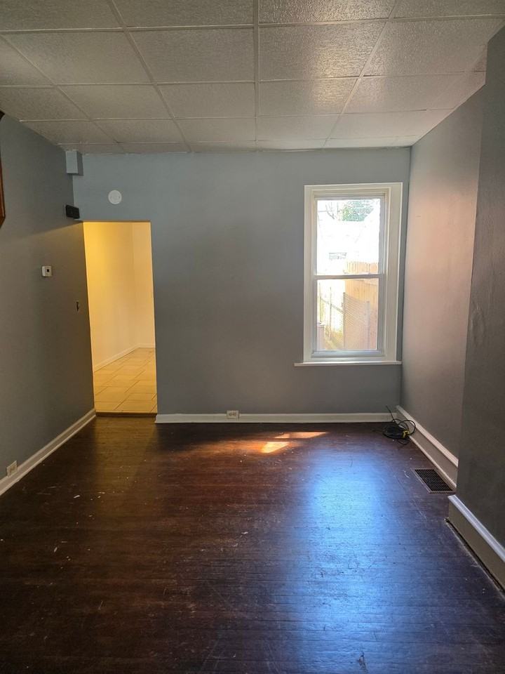 22 6th Ave - Photo 4 of 12