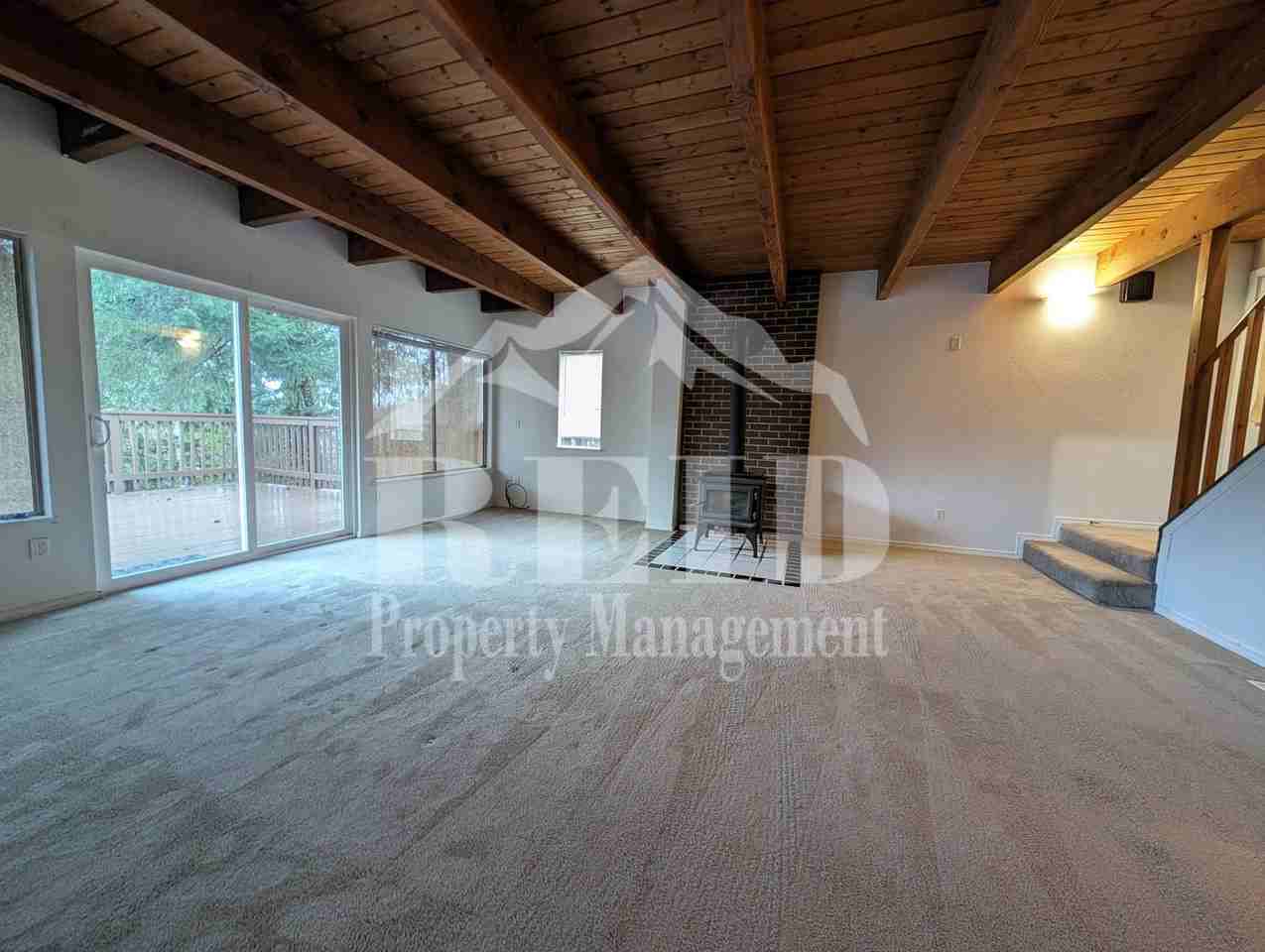 671 E Creekside Dr - Photo 4 of 28