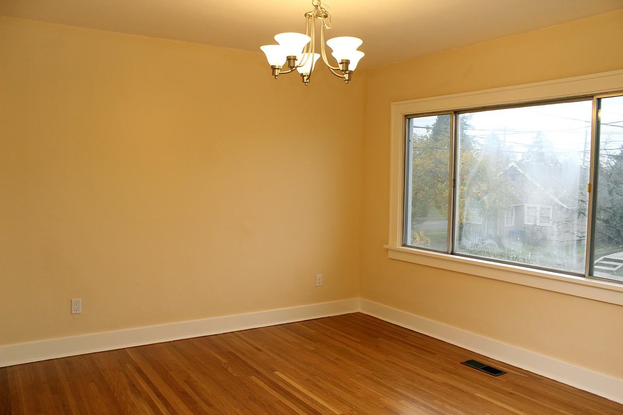 3423 Ne 54th Ave - Photo 5 of 23