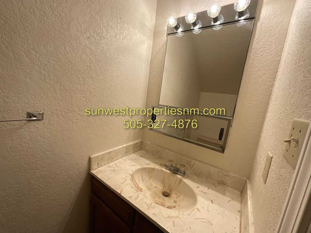 1078 E Navajo St - Photo 5 of 18