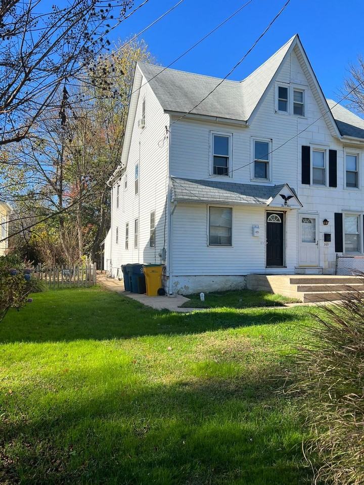 205 Western Ave - Photo 2 of 17