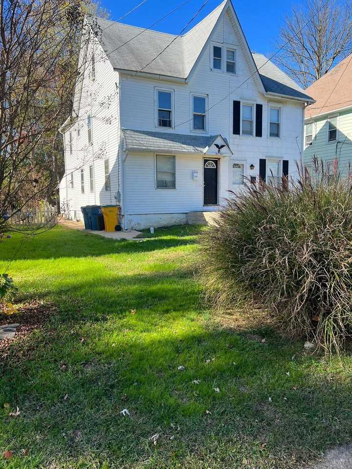 205 Western Ave - Photo 3 of 17