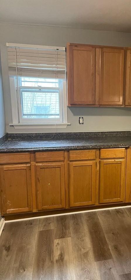 205 Western Ave - Photo 6 of 17