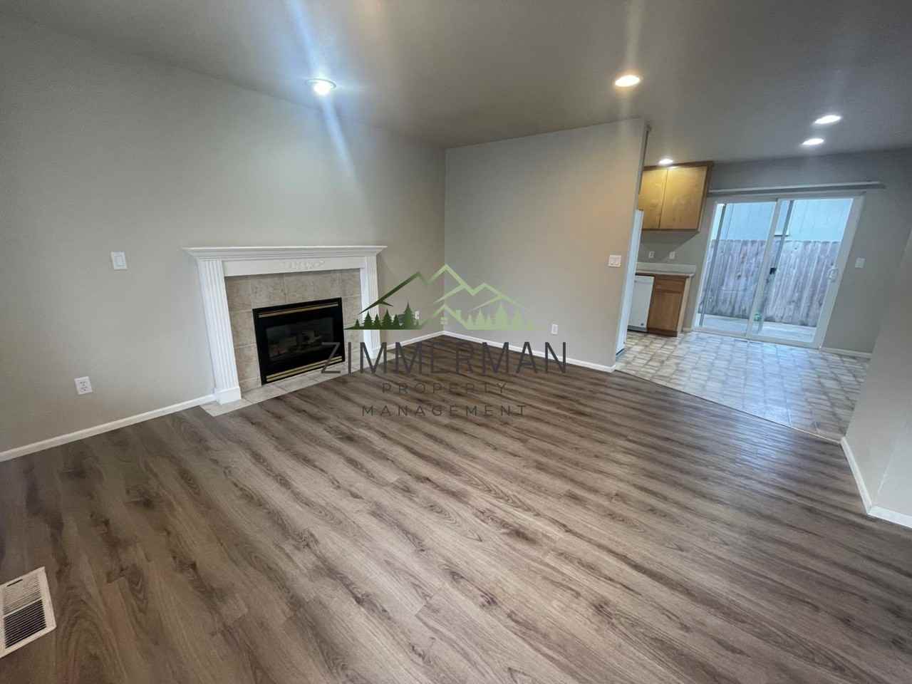 656 S 41st St - Photo 2 of 15