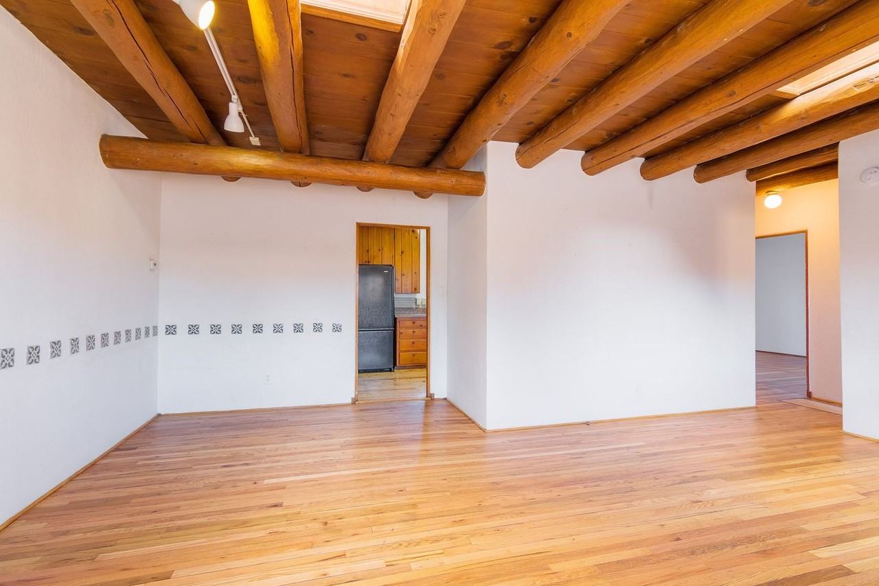 406 Cortez Pl - Photo 6 of 27