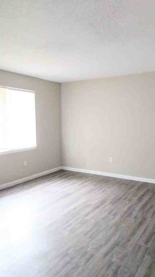 1926 Alta Vista Ave - Photo 4 of 8