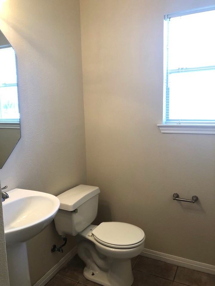 6511 Rambling Trail Dr - Photo 4 of 14