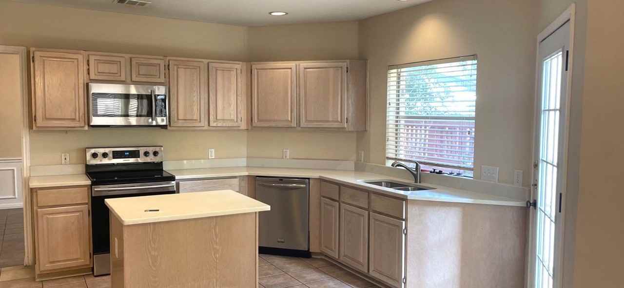 6511 Rambling Trail Dr - Photo 5 of 14