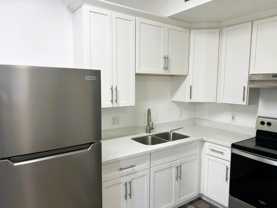 290 N Hamilton St #4 - Photo 1 of 1