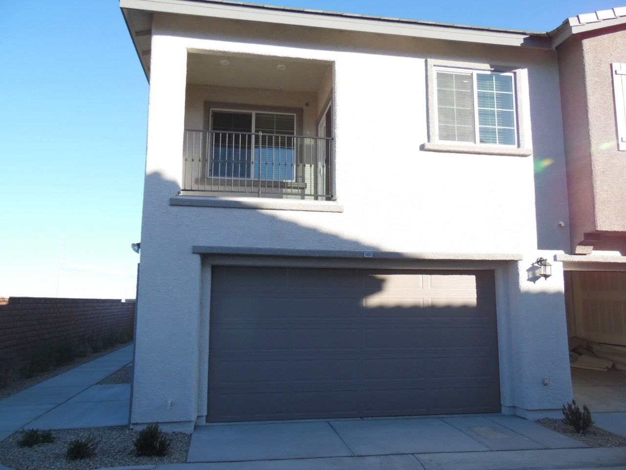 8406 Classique Ave #101 - Photo 3 of 18