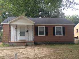 1445 Luverne St - Photo 1 of 1