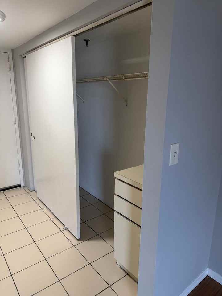 655 Absecon Blvd - Photo 6 of 9