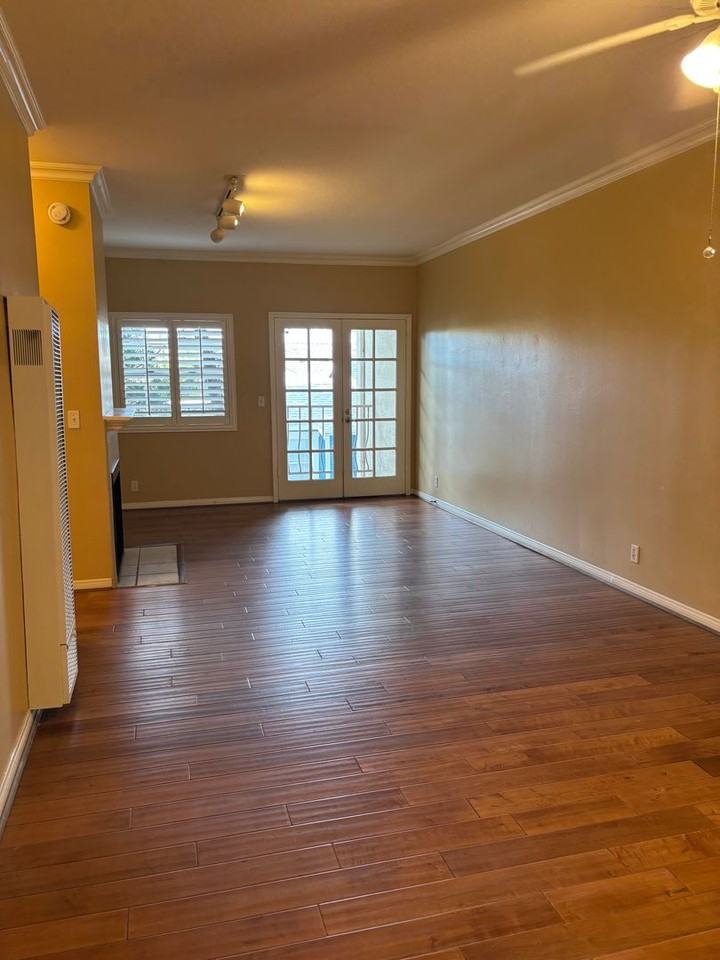 1145 Roswell Ave #209 - Photo 4 of 19