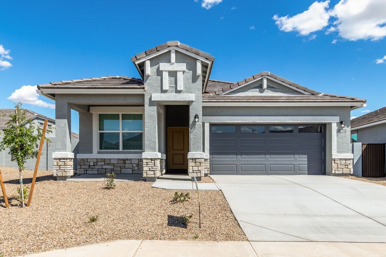 3905 S 244th Dr - Photo 2 of 26