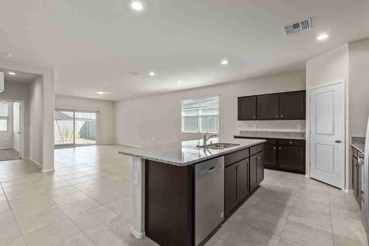 3905 S 244th Dr - Photo 6 of 26