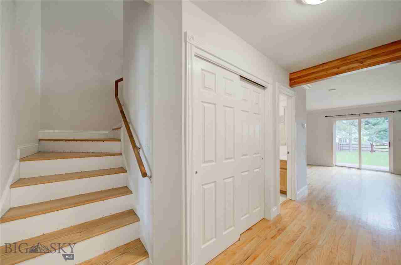 113 Michael Grove Ave - Photo 7 of 21