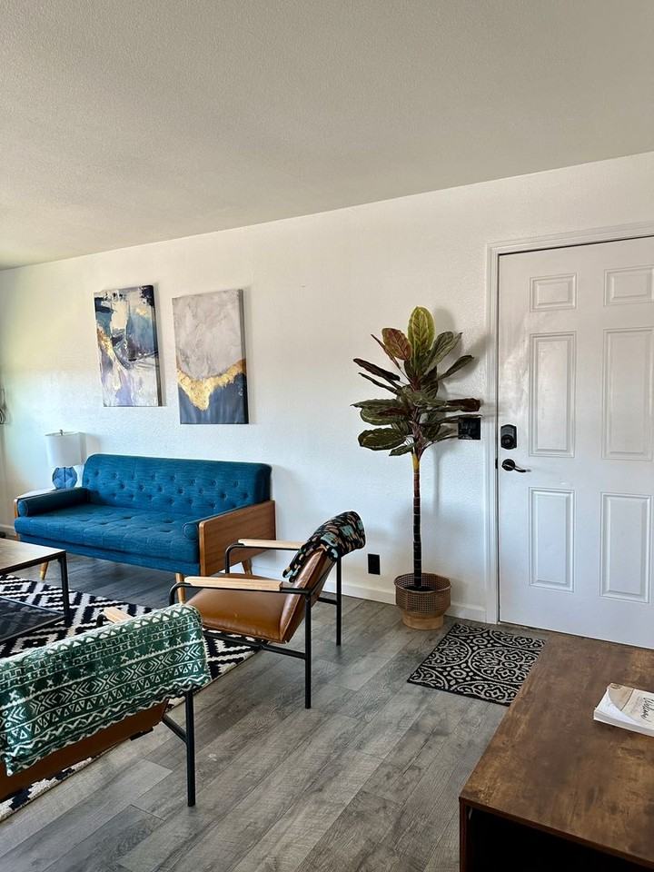 3361 Oro Grande Blvd - Photo 4 of 19