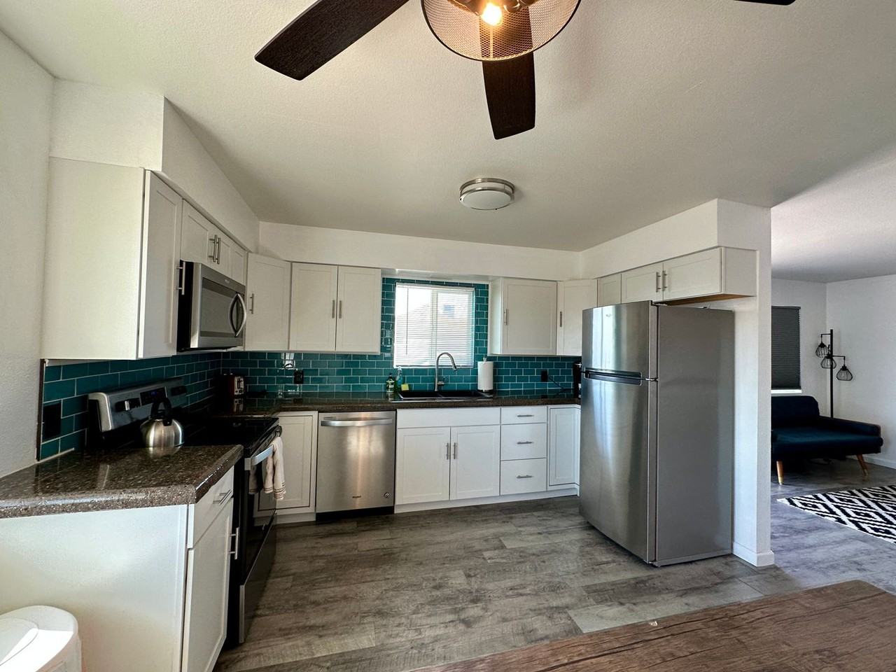 3361 Oro Grande Blvd - Photo 7 of 19