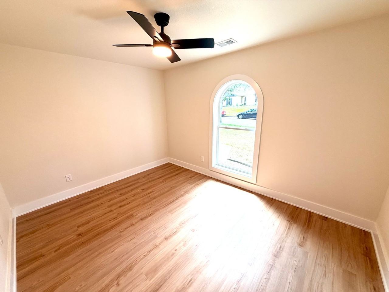 2017 Haymeadow - Photo 4 of 9