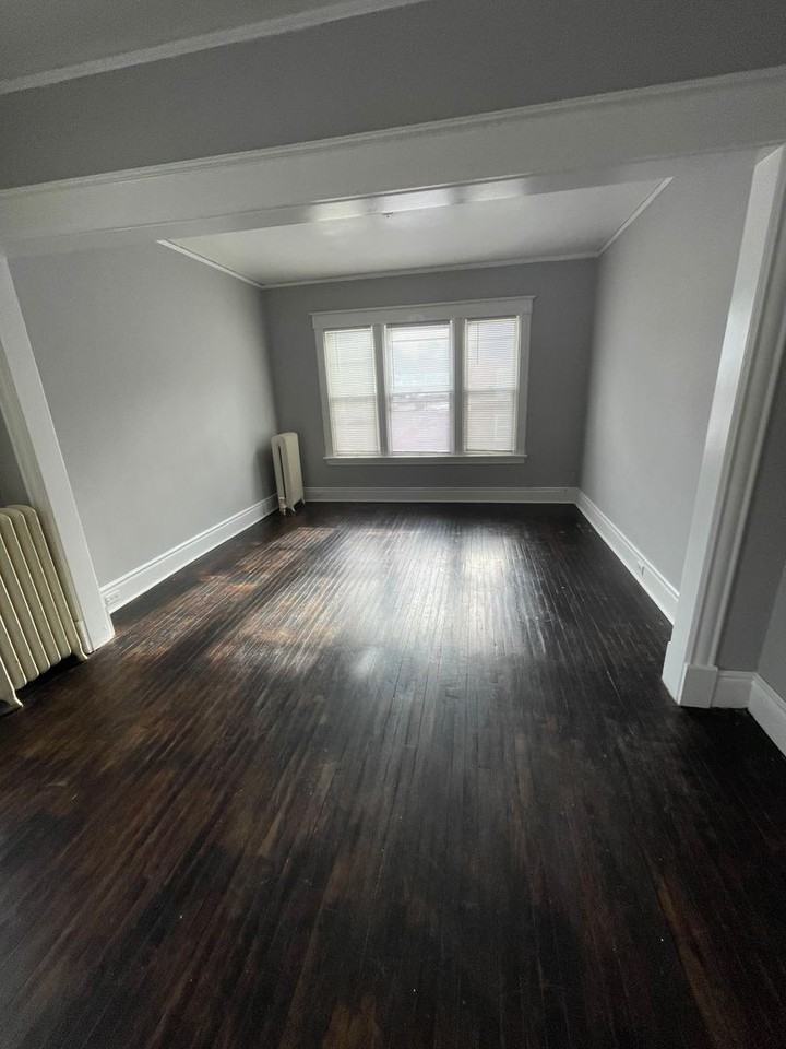 6 Mcfarlan Ave - Photo 4 of 9